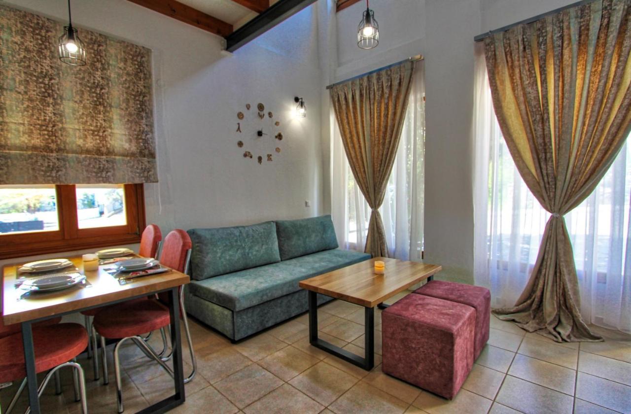 Iokastis Studio Kavala Extérieur photo